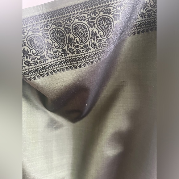 Sophisticated FabIndia style Sari 100% Silk Saree Forest 🌳 green black thread wk - Picture 6 of 14